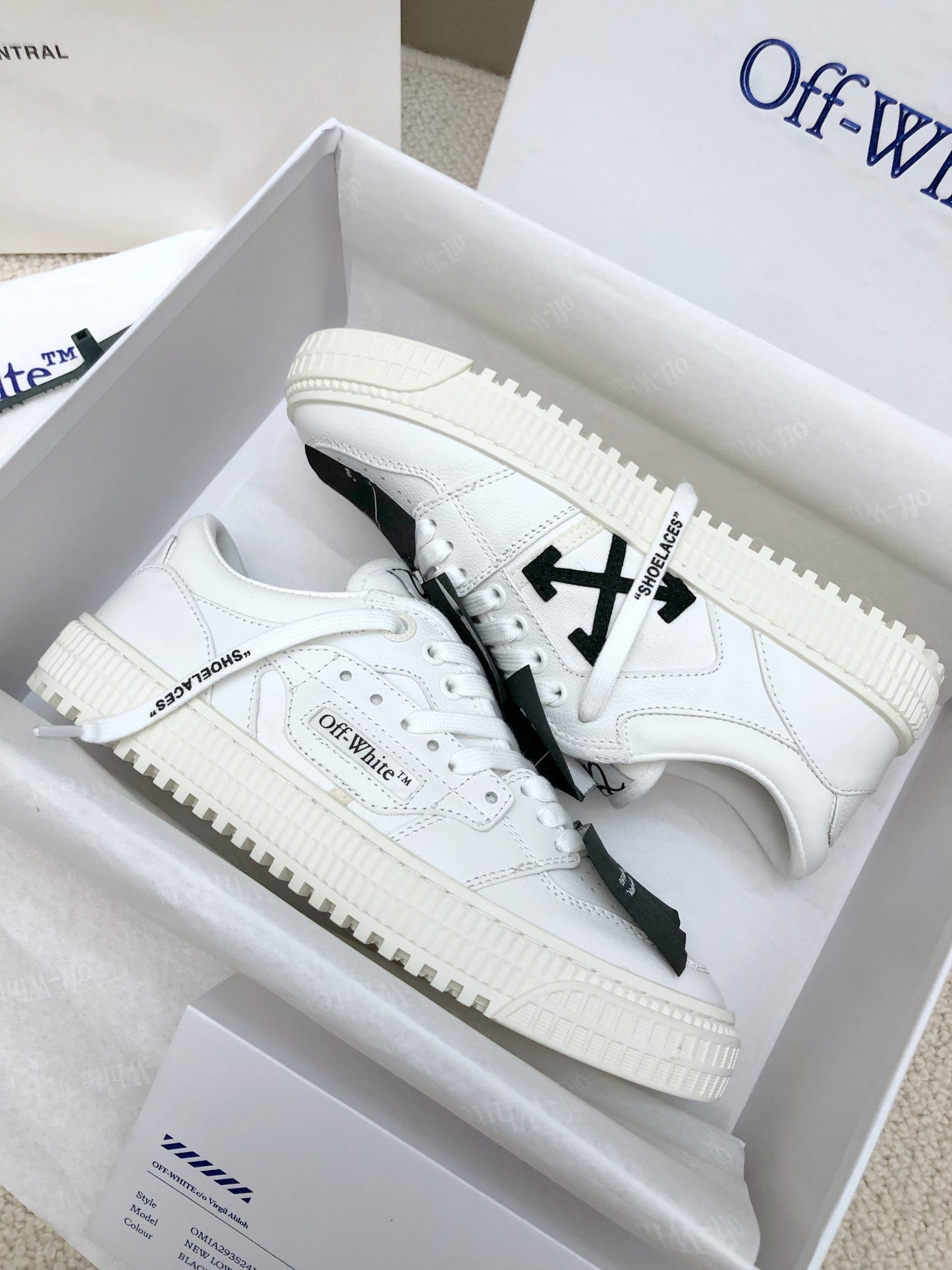 Off  Classic casual shoes