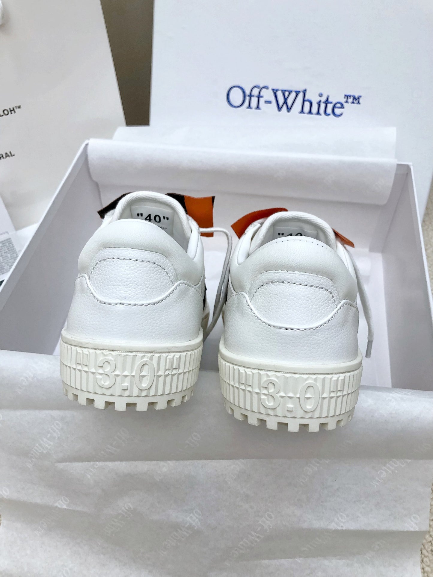 Off  Classic casual shoes