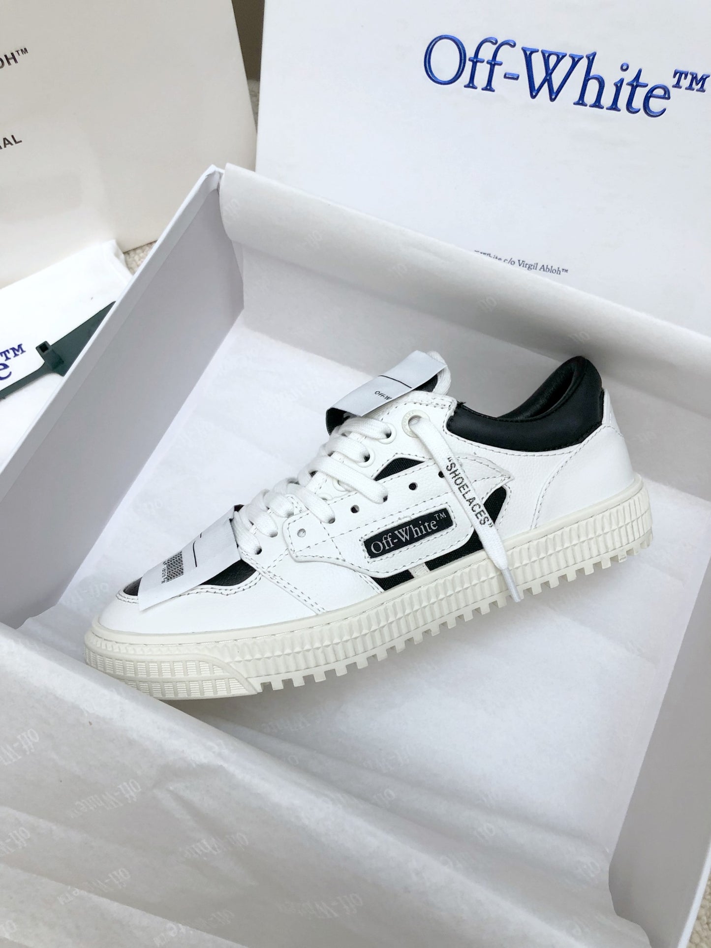 Off  Classic casual shoes