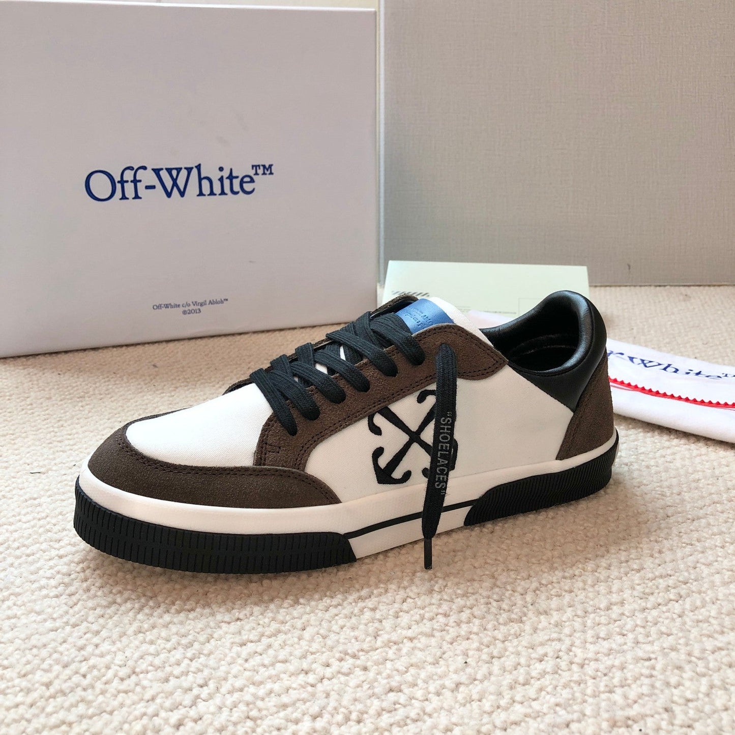 Off New Classic casual shoes