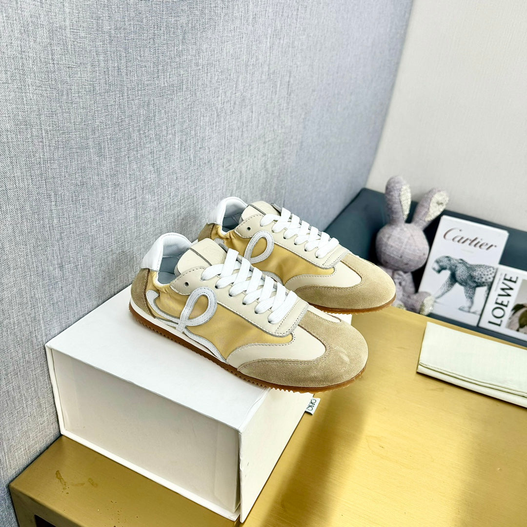 LOE Unisex German Army Trainers