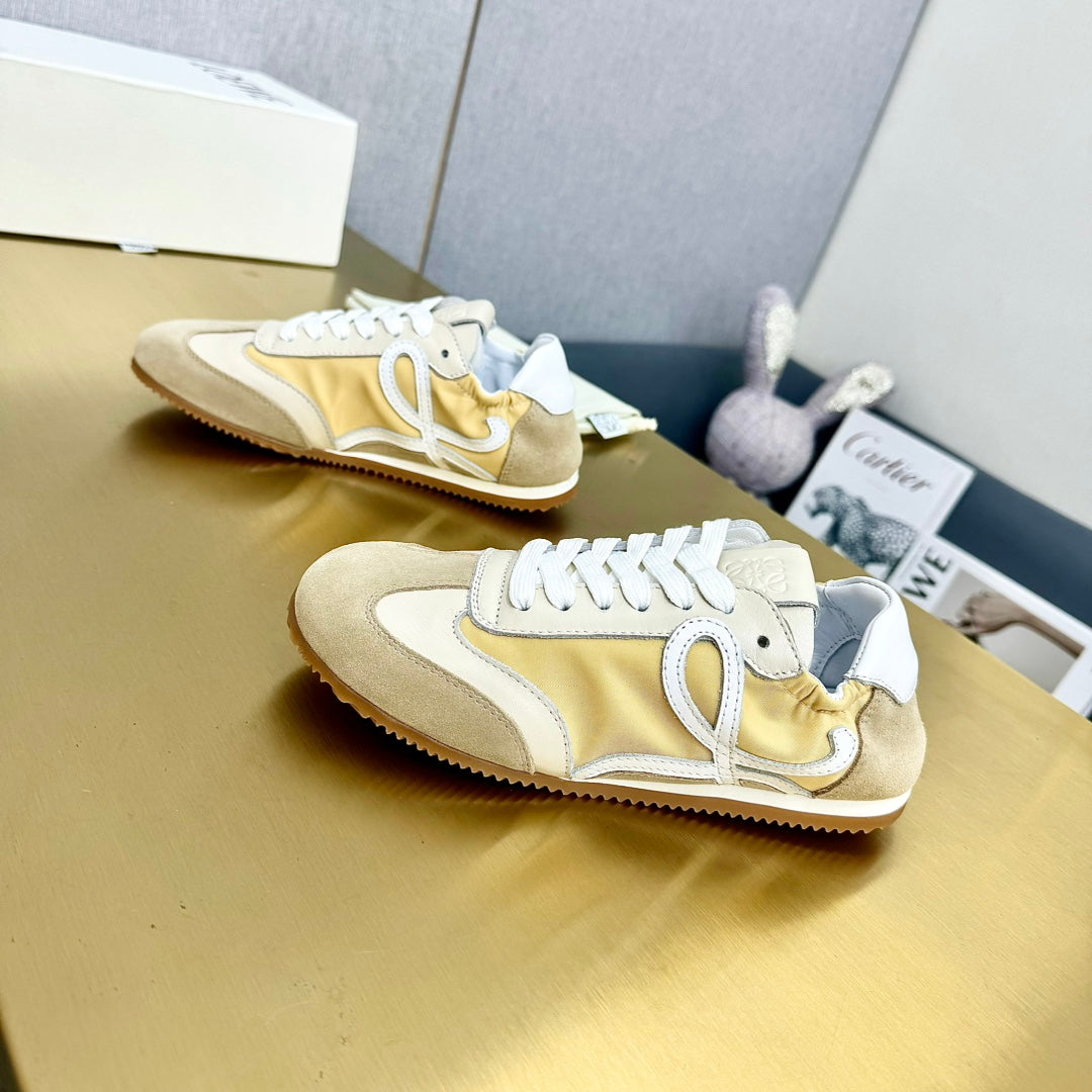 LOE Unisex German Army Trainers