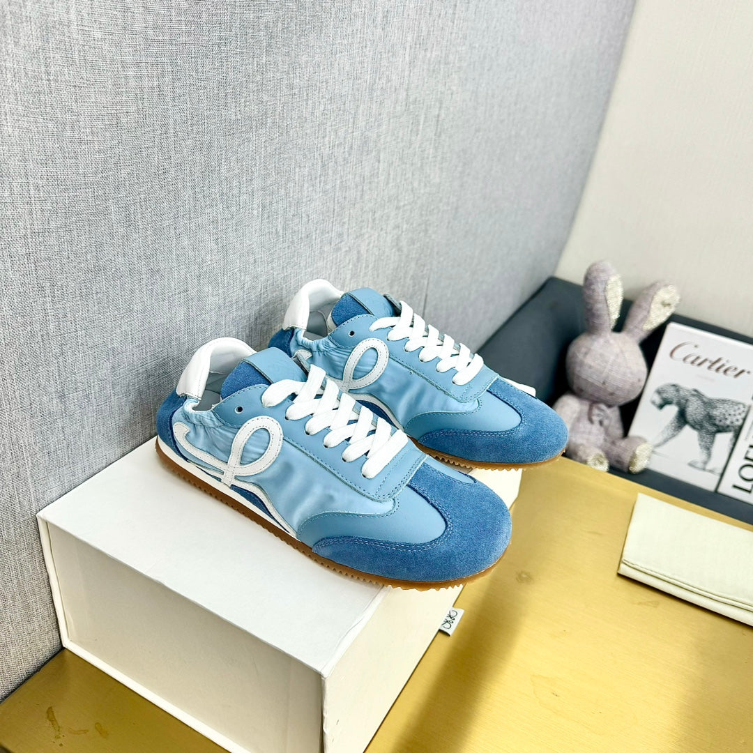LOE Unisex German Army Trainers