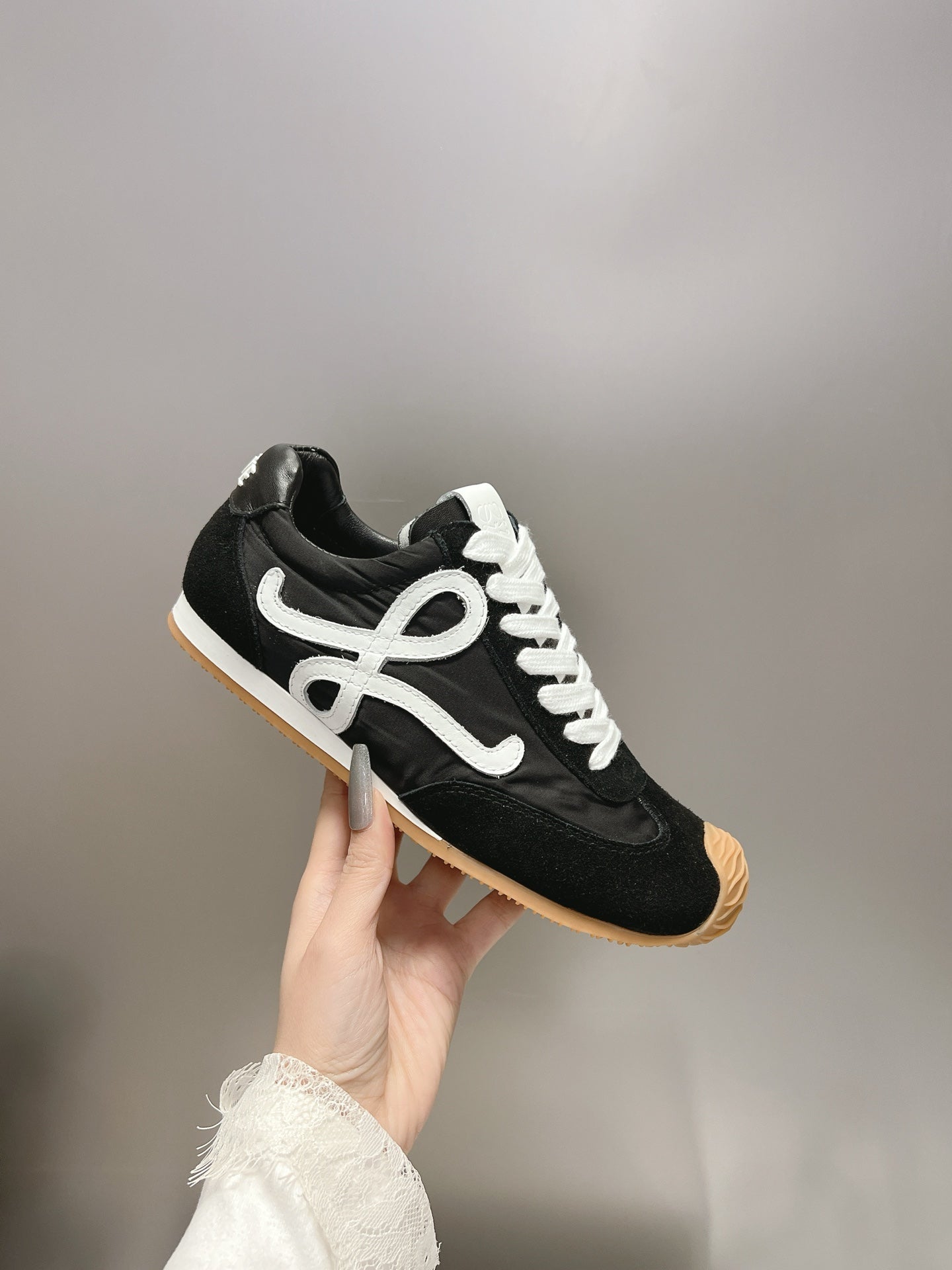 LOE Classic Casual Shoes
