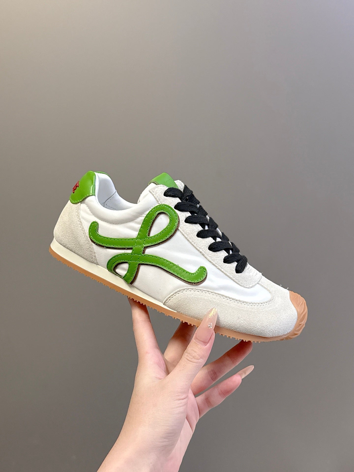 LOE Classic Casual Shoes