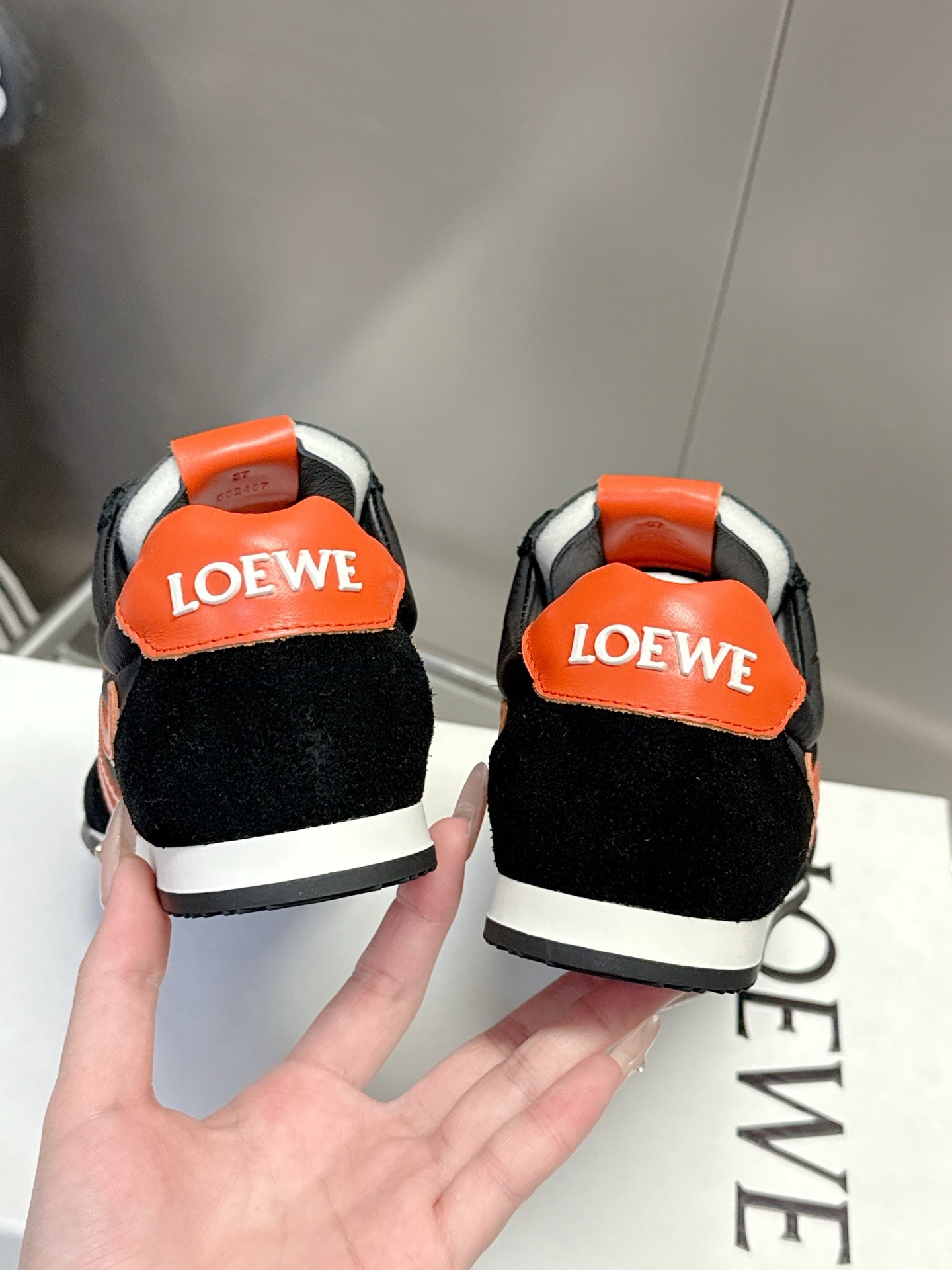 LOE Classic Casual Shoes