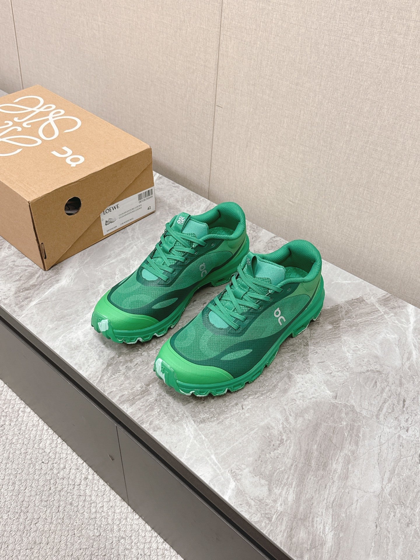 LOE Classic Casual Sneakers