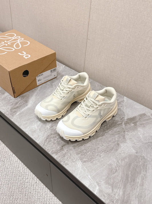 LOE Classic Casual Sneakers