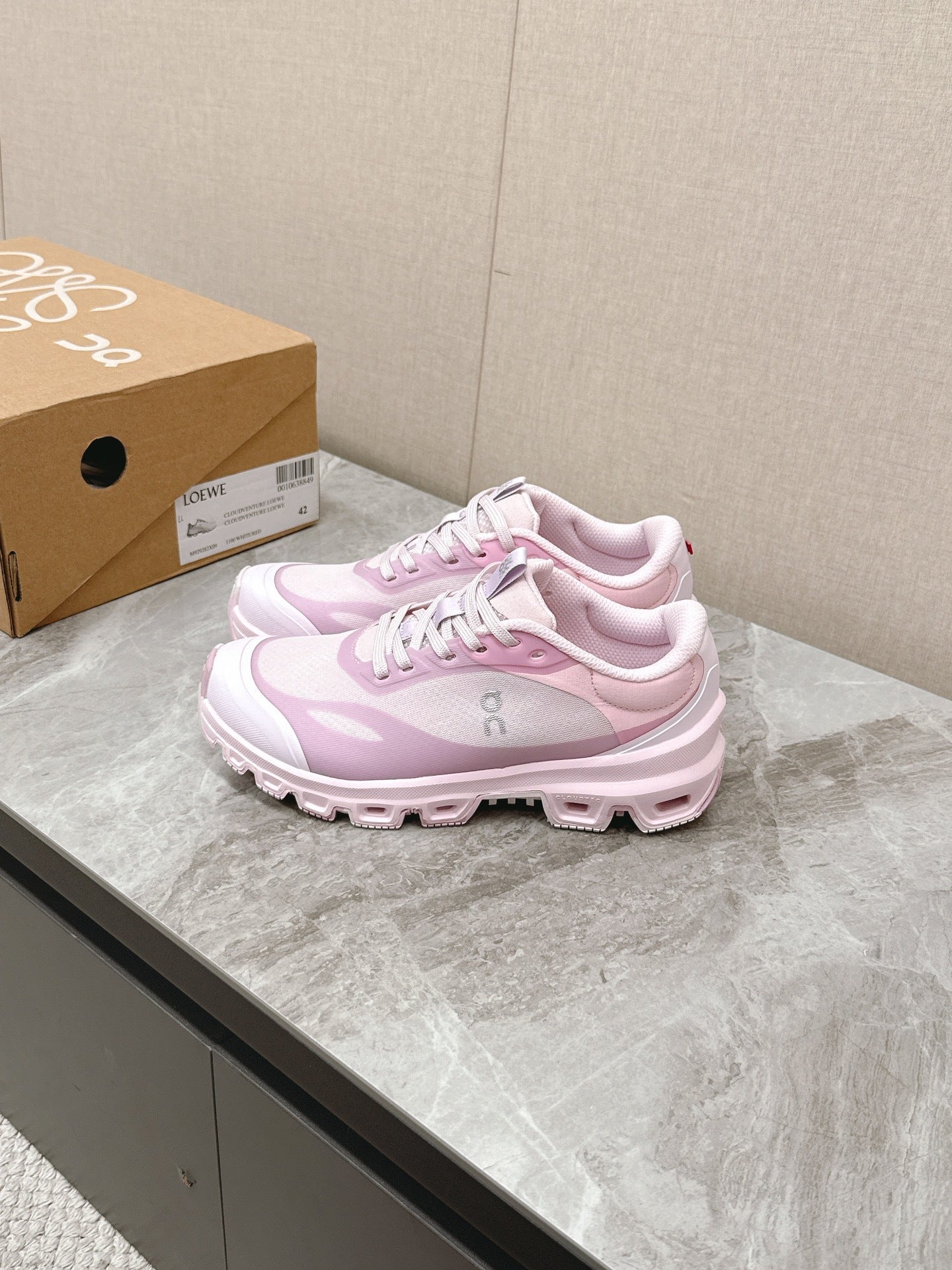 LOE Classic Casual Sneakers