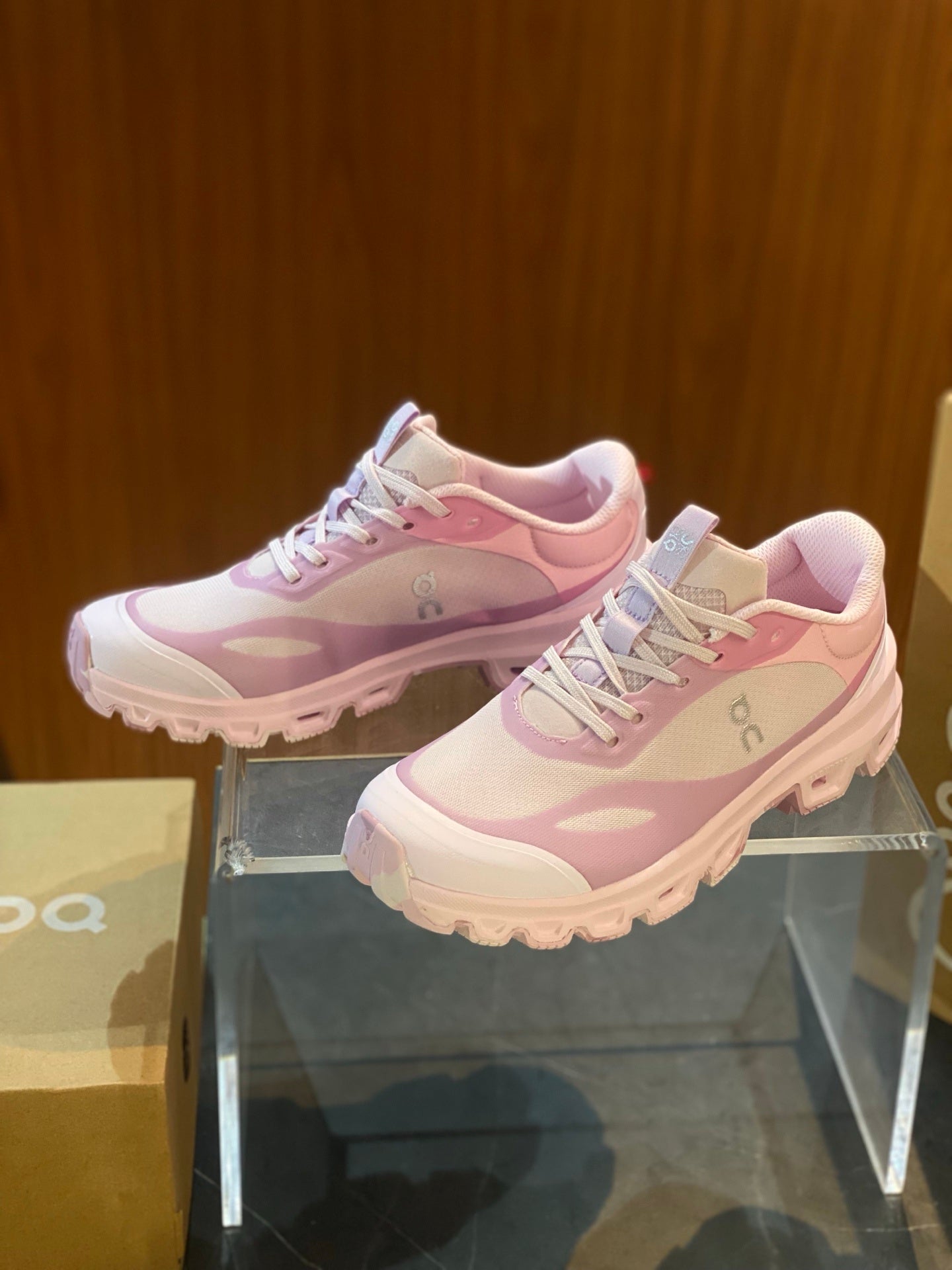 LOE Classic Casual Shoes