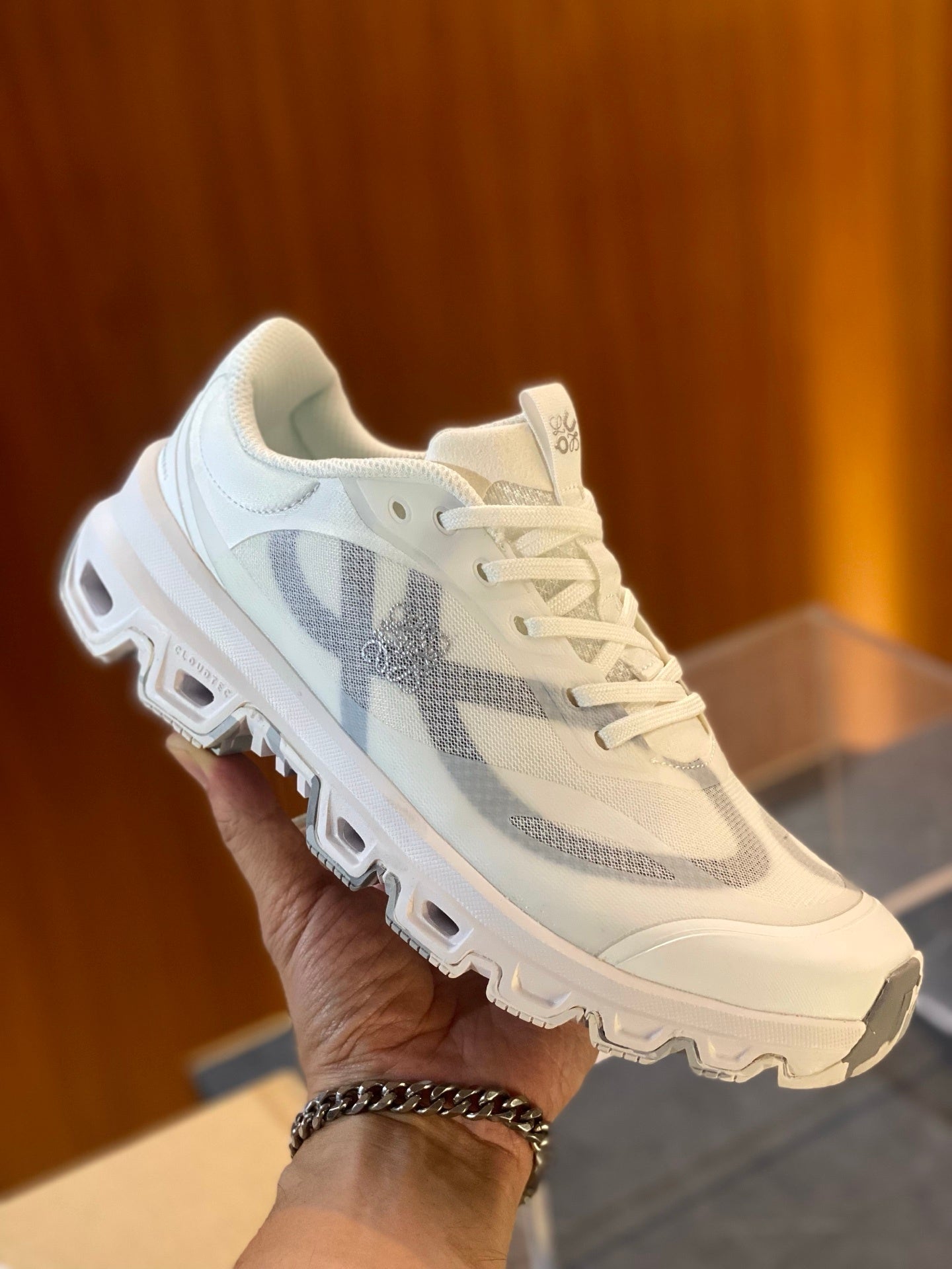 LOE Classic Casual Shoes