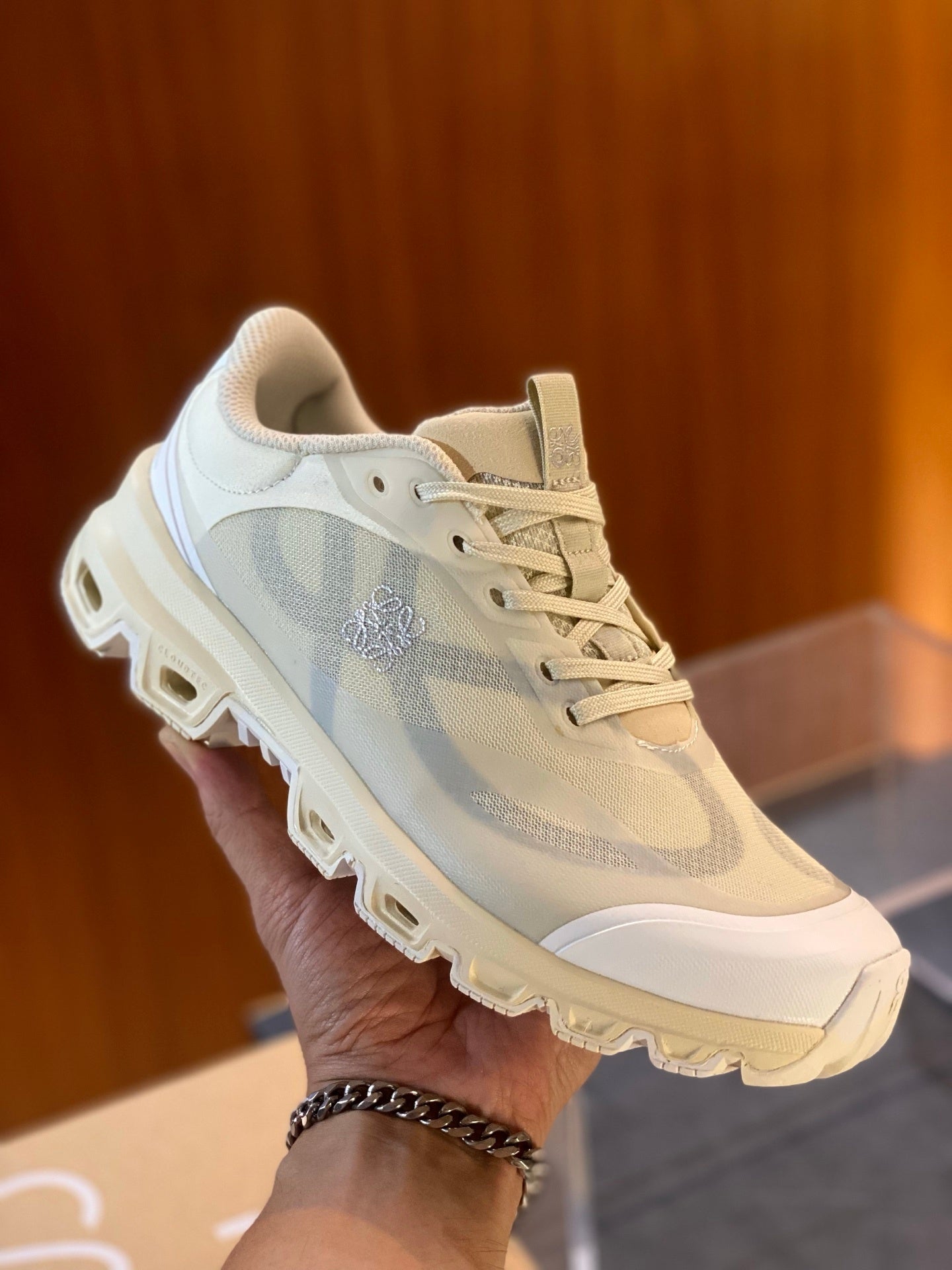 LOE Classic Casual Shoes