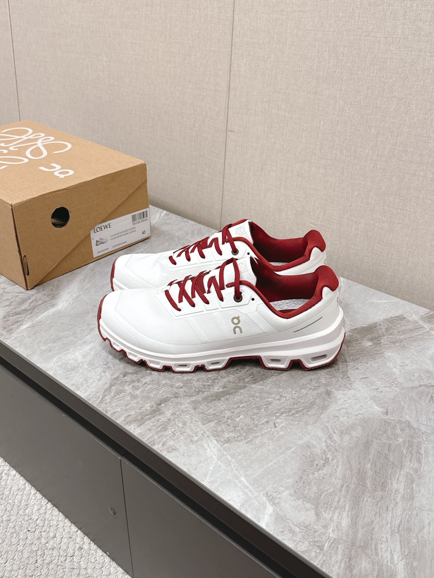 LOE Classic Casual Sneakers