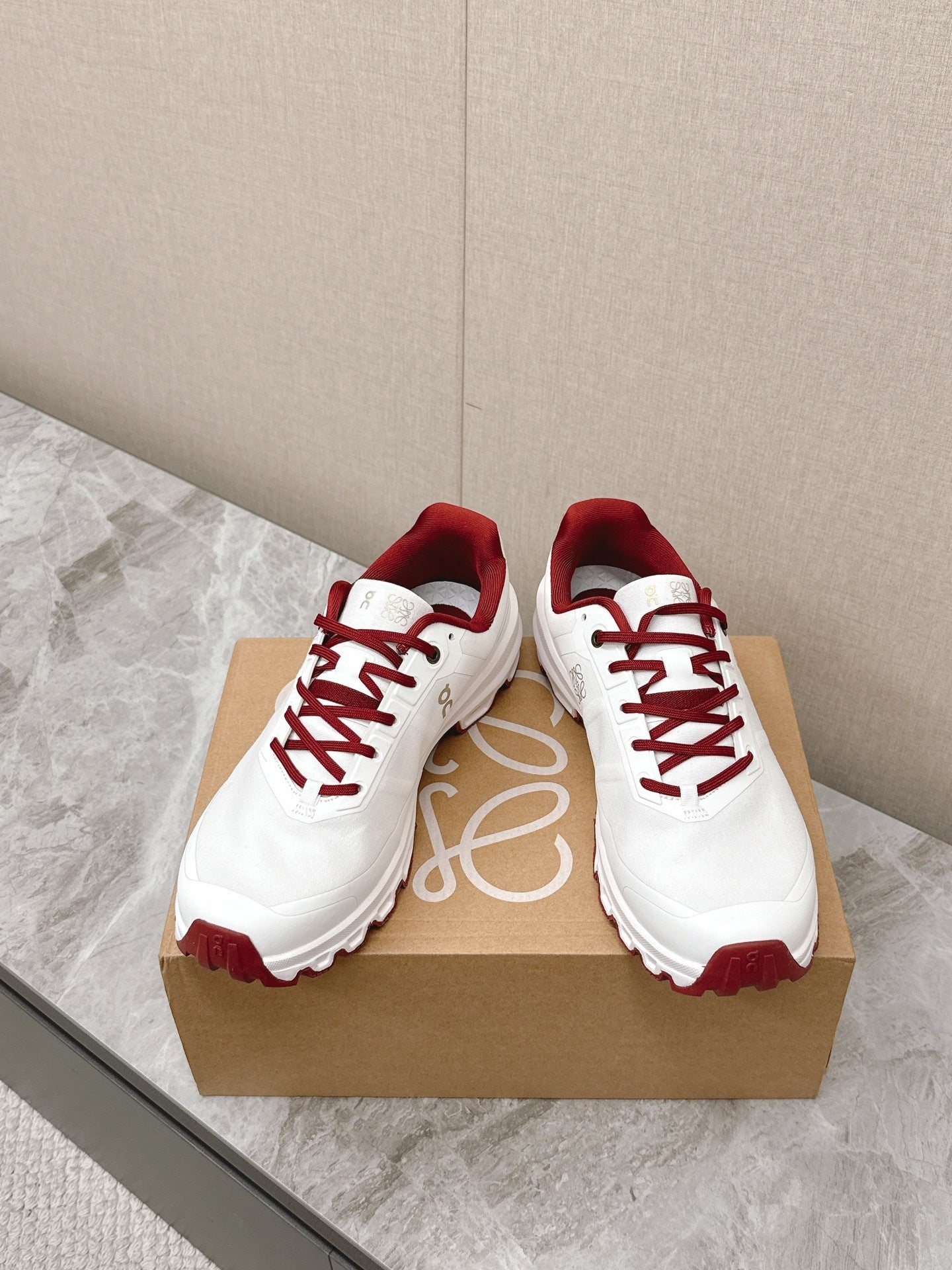 LOE Classic Casual Sneakers