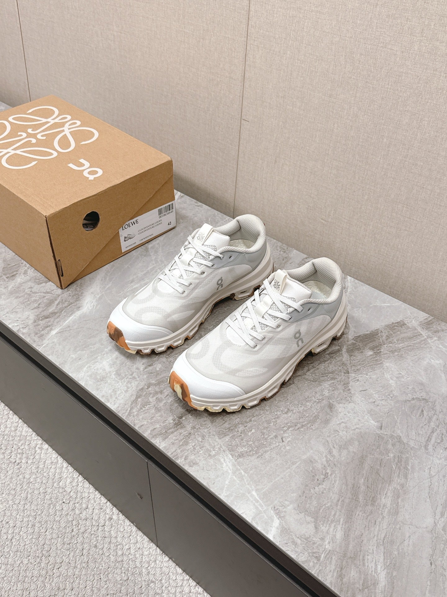 LOE Classic Casual Sneakers