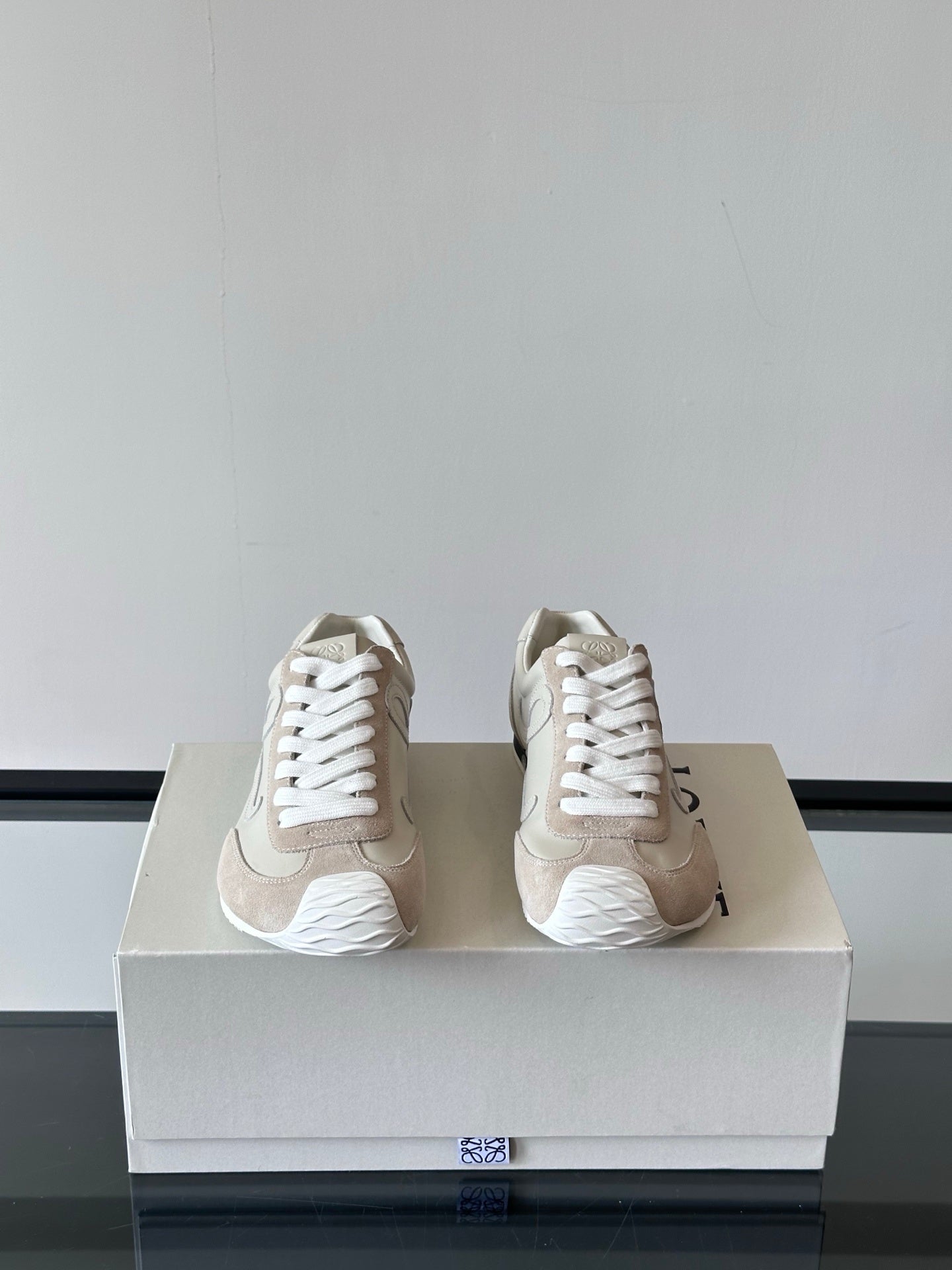 LOE Classic Casual Shoes