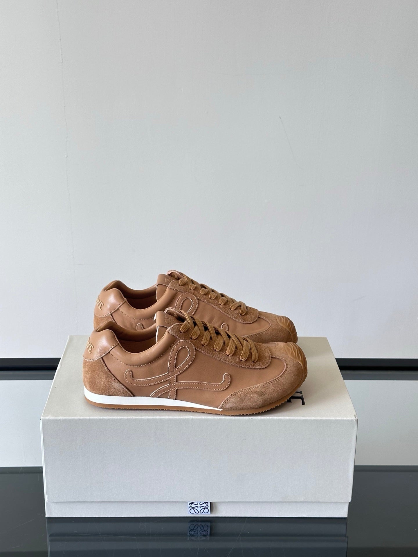 LOE Classic Casual Shoes