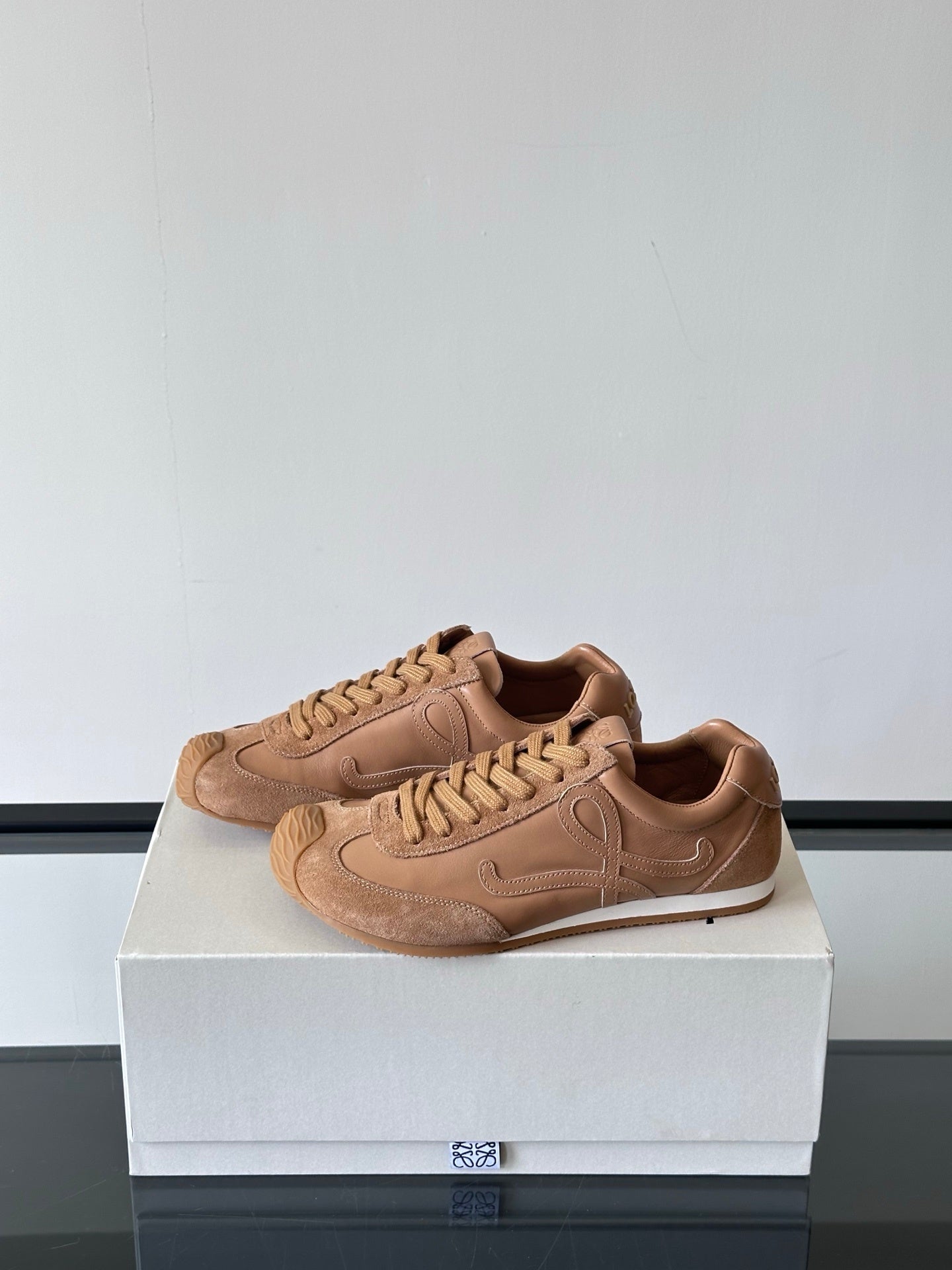 LOE Classic Casual Shoes