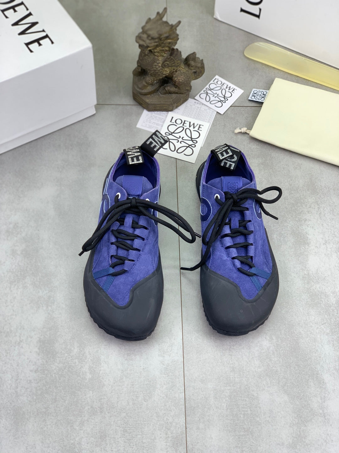 LOE Casual Sneakers