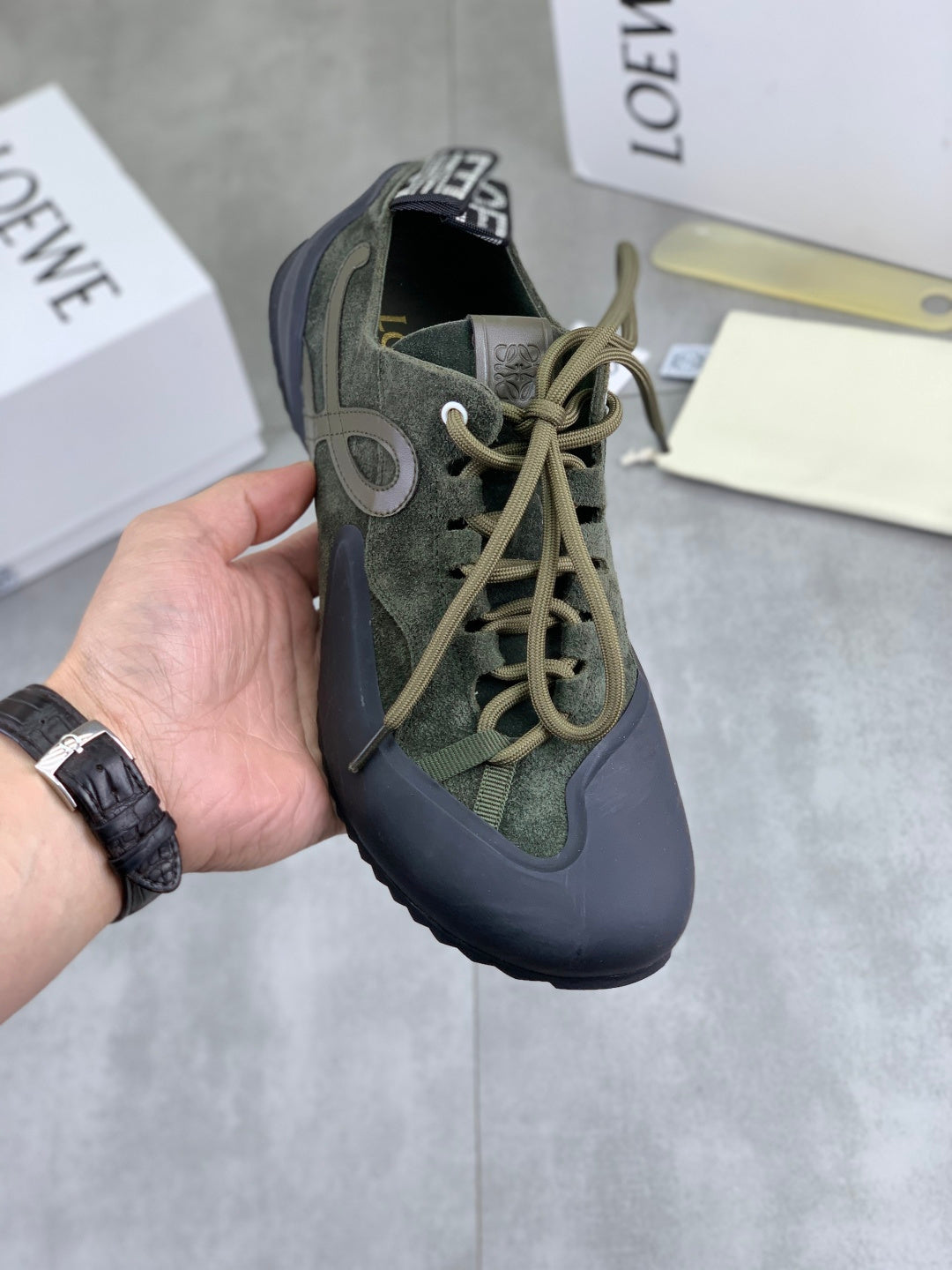 LOE Casual Sneakers