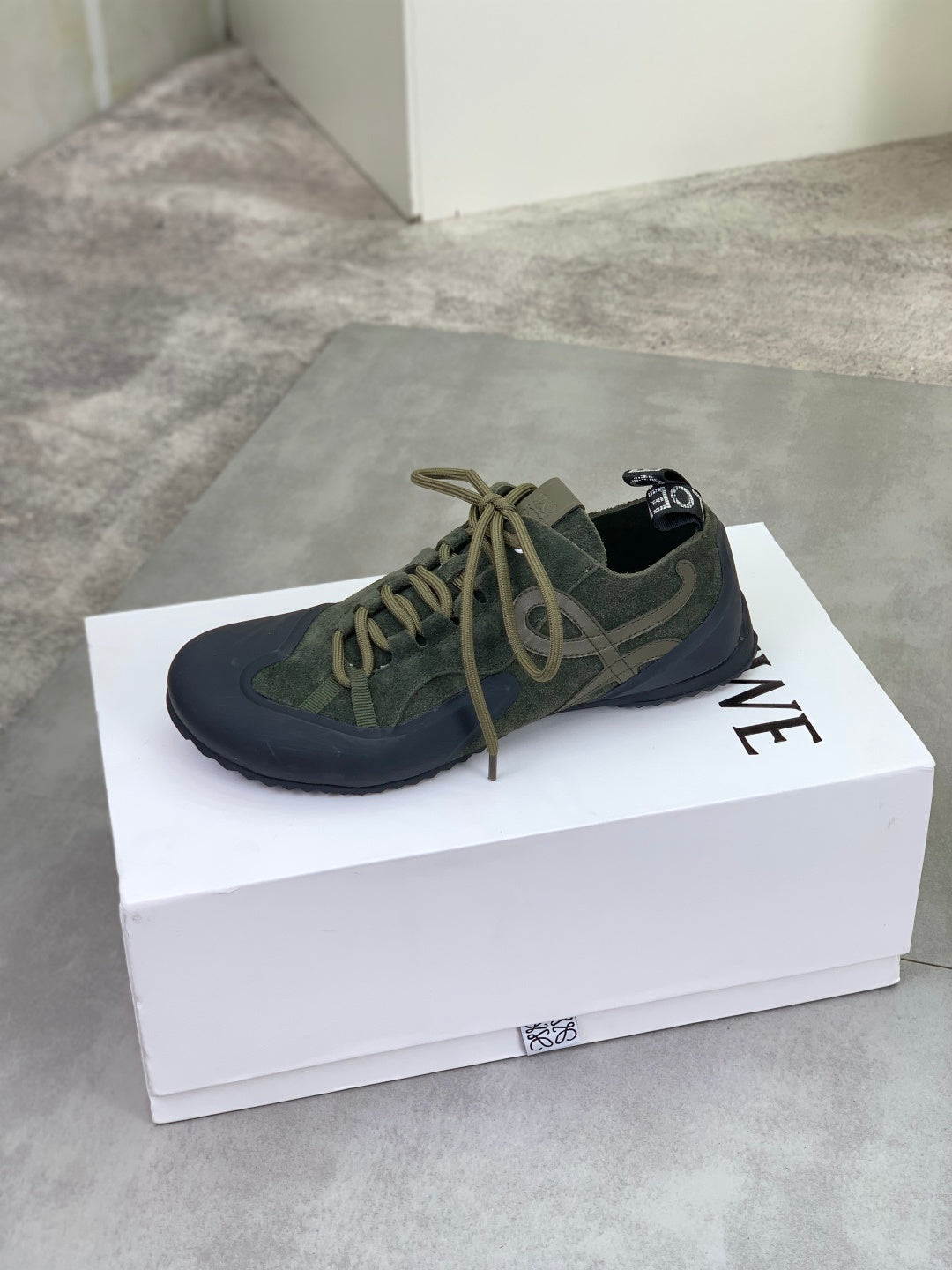 LOE Casual Sneakers