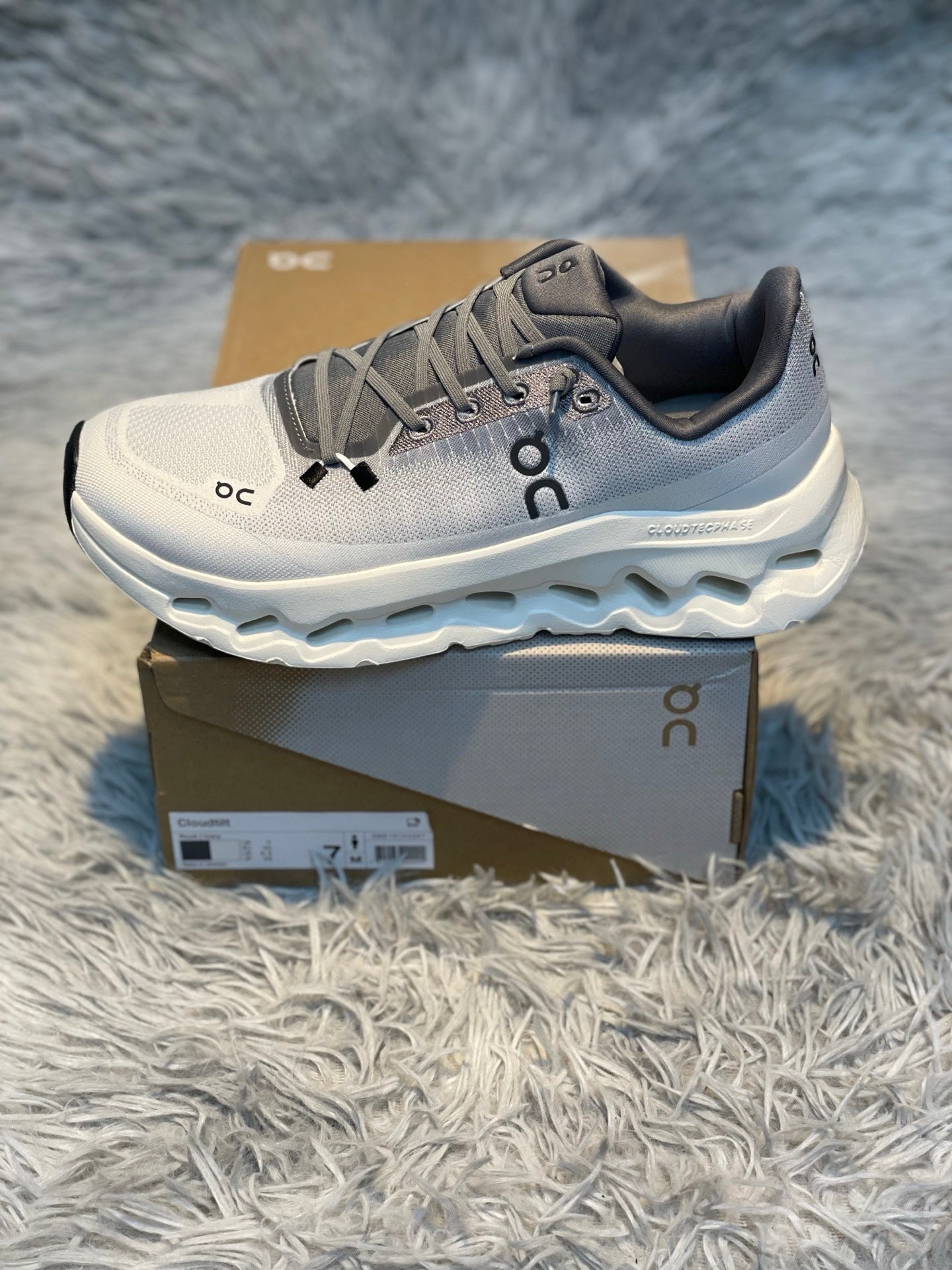 LOE Classic Casual Sneakers