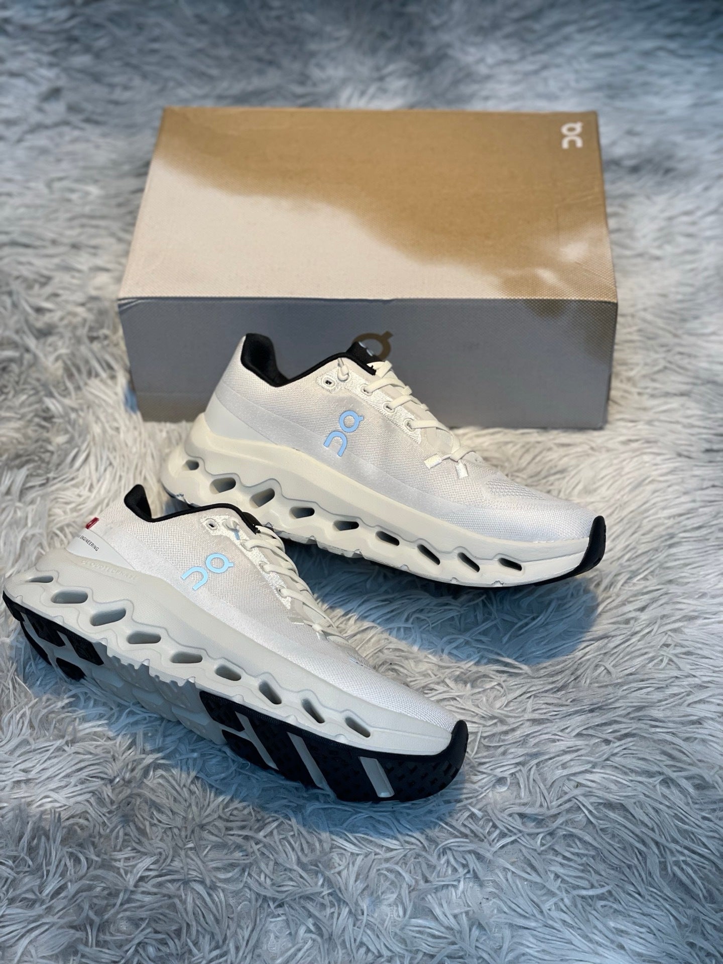 LOE Classic Casual Sneakers