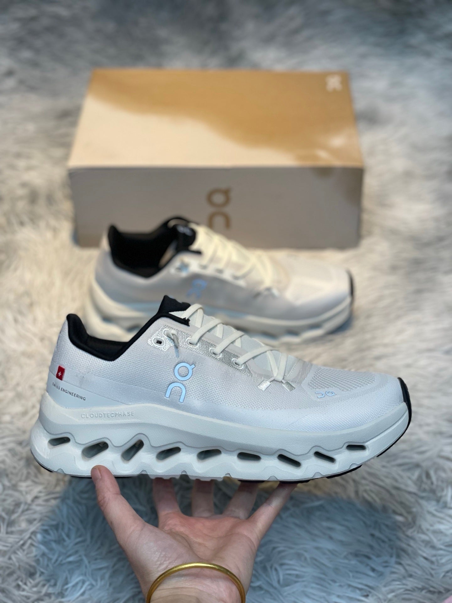 LOE Classic Casual Sneakers