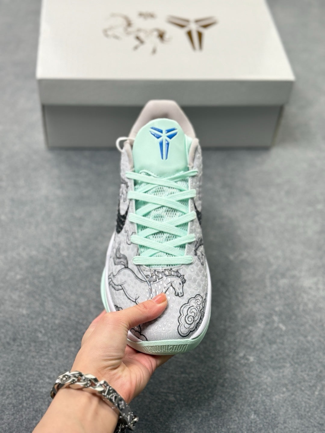 Nike Zoom Kobe 6 Basketball Shoes