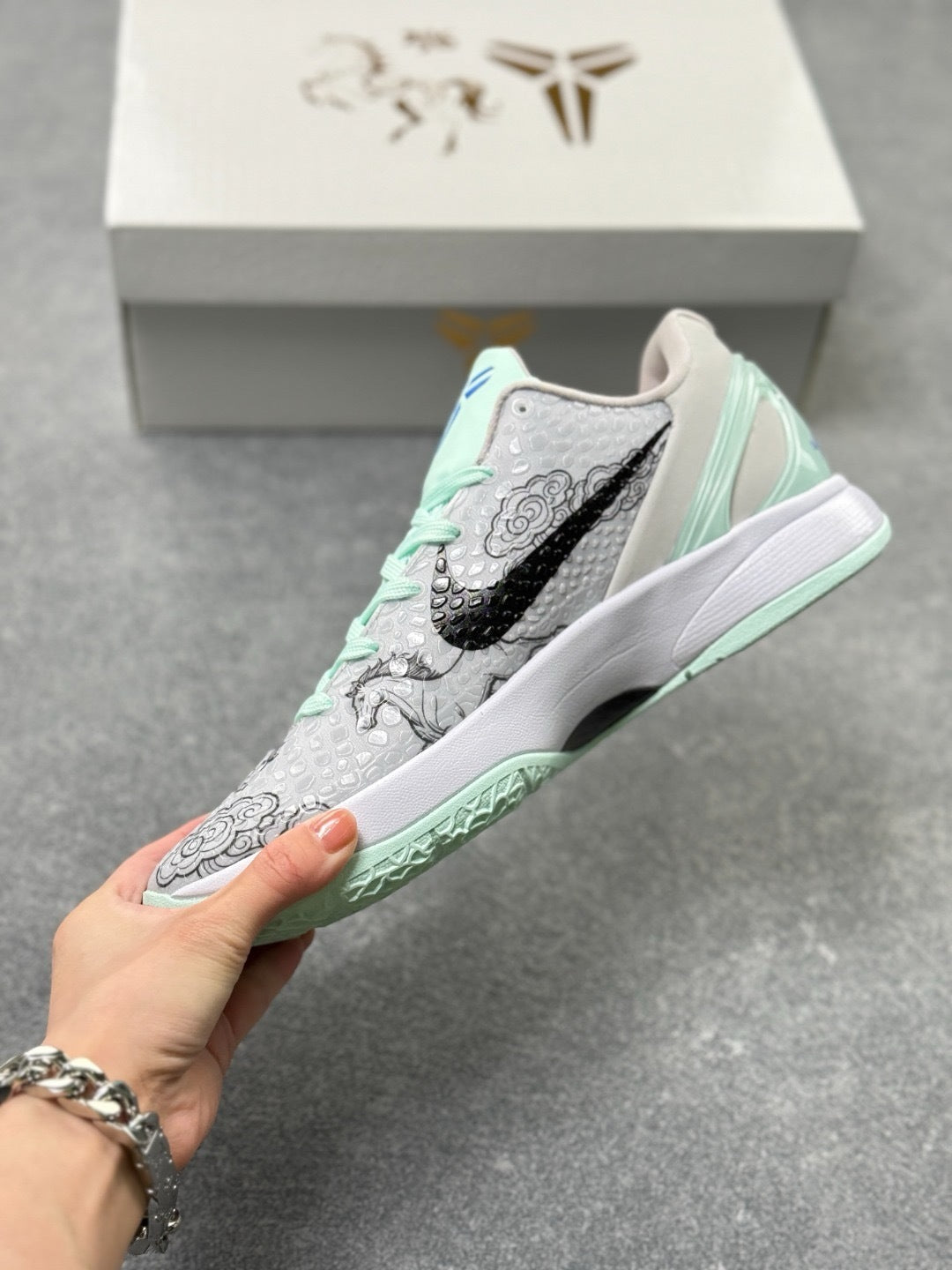 Nike Zoom Kobe 6 Basketball Shoes