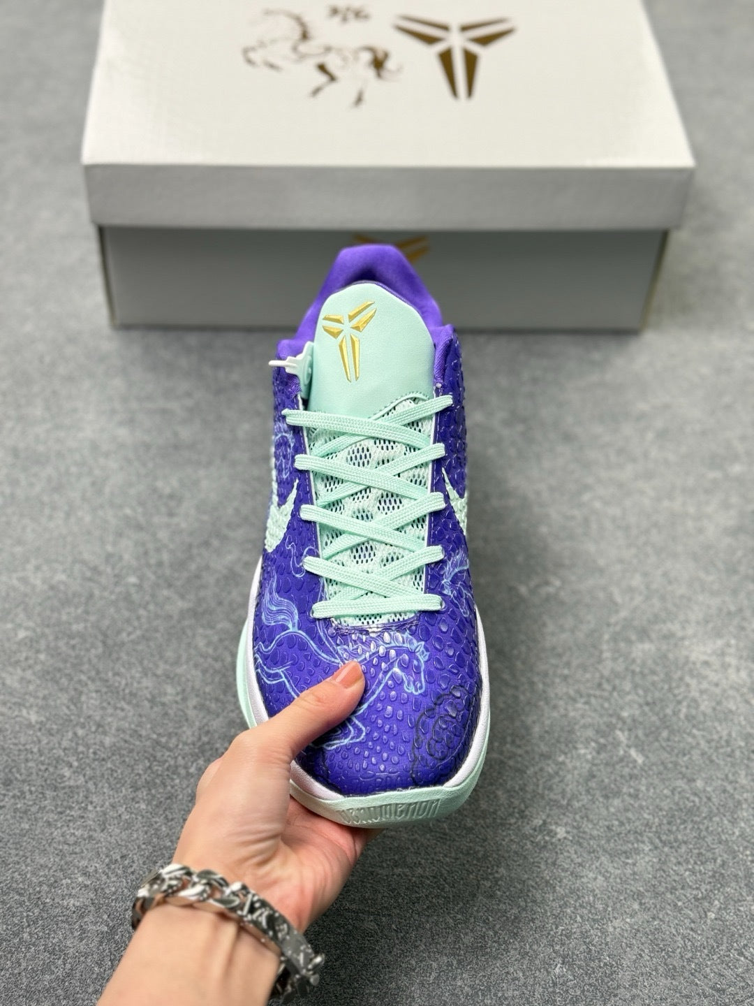 Nike Zoom Kobe 6 Basketball Shoes