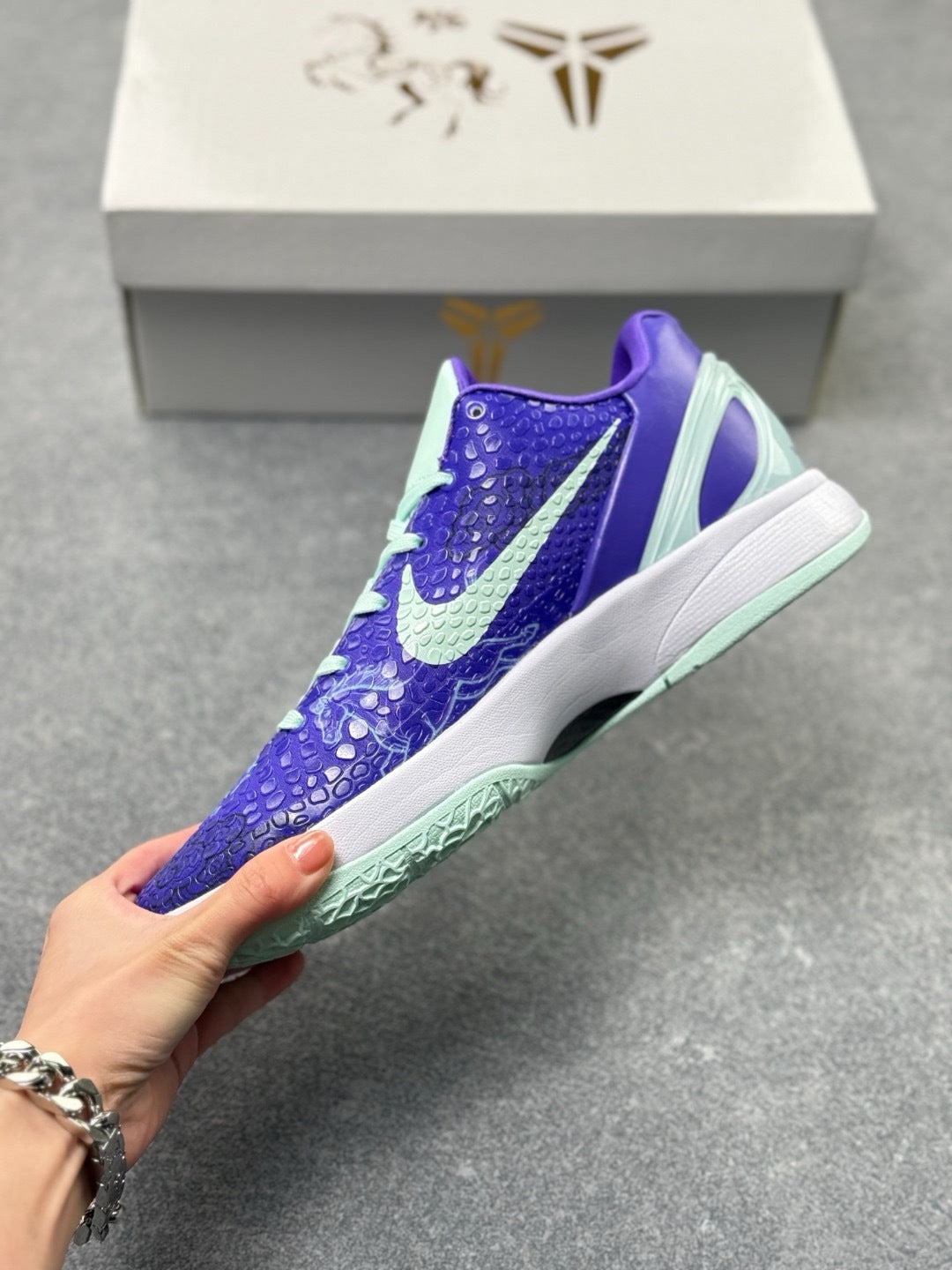 Nike Zoom Kobe 6 Basketball Shoes