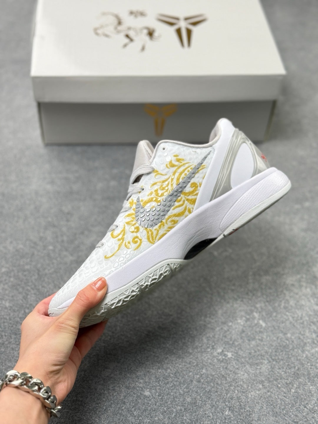 Nike Zoom Kobe 6 Basketball Shoes
