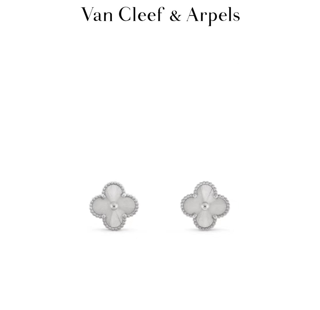 Van Cleef & Arpels-Style Clover Stud Earrings