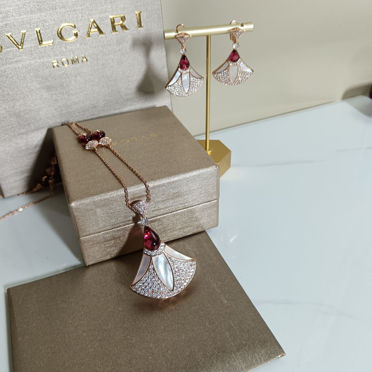 BVLGARI Gold-Plated Divas' Dream Earrings