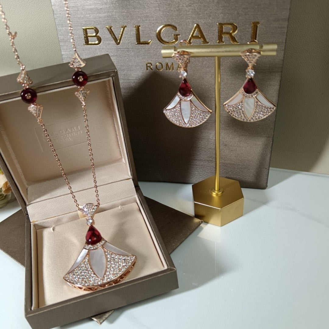 BVLGARI Gold-Plated Divas' Dream Earrings
