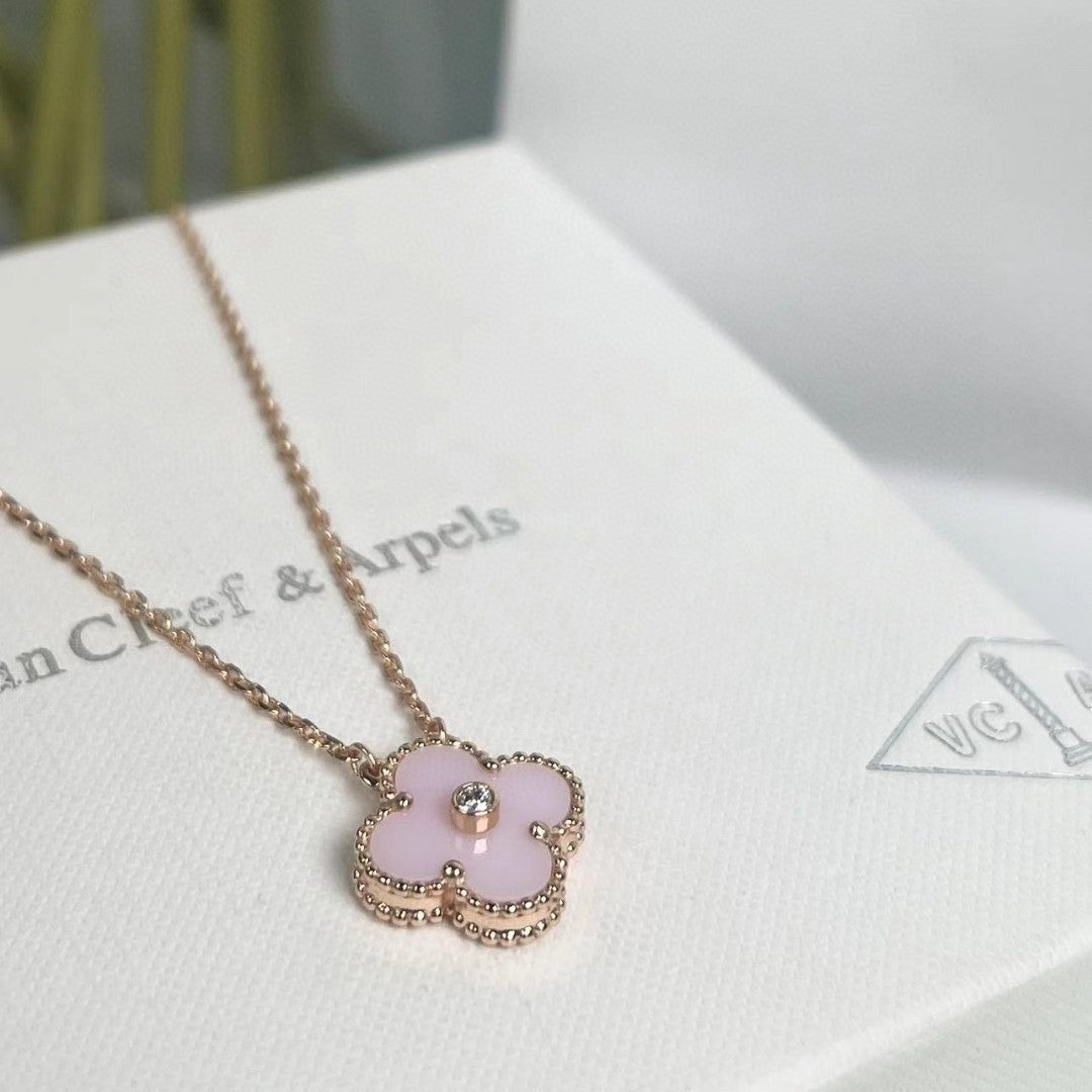 Van Cleef & Arpels Clover Necklace