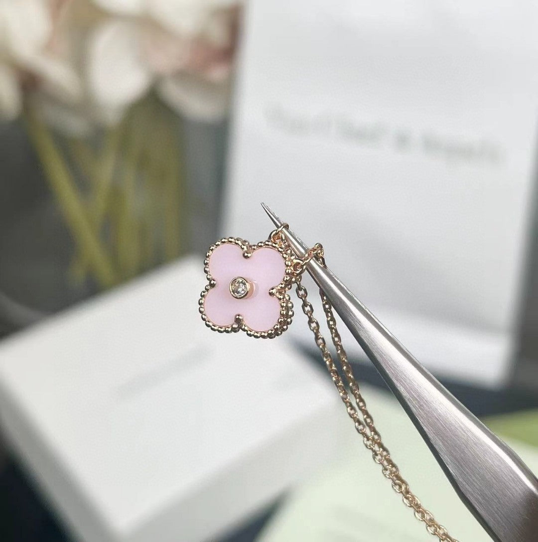 Van Cleef & Arpels Clover Necklace