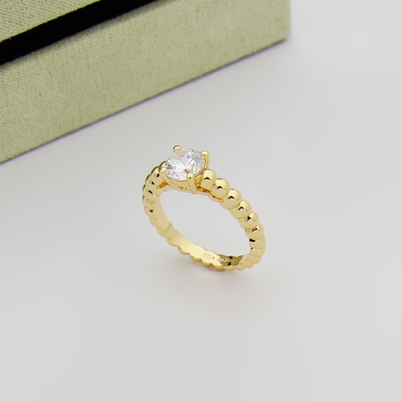 Van Cleef & Arpels Solitaire Ring