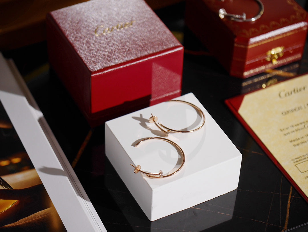 Cartier-Style Nail Earrings (Half-Diamond)