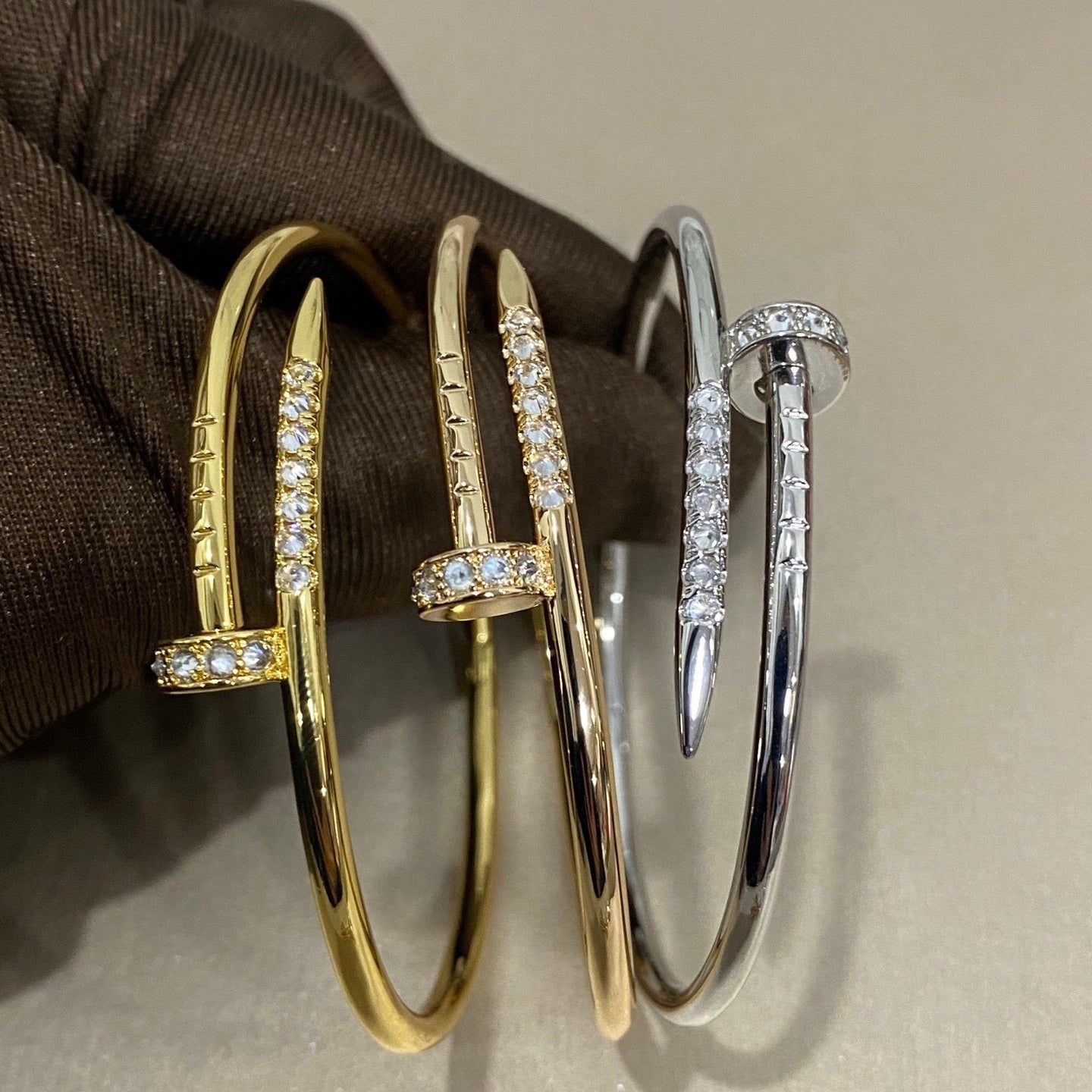 Cartier-style Studded Bracelet（副本）
