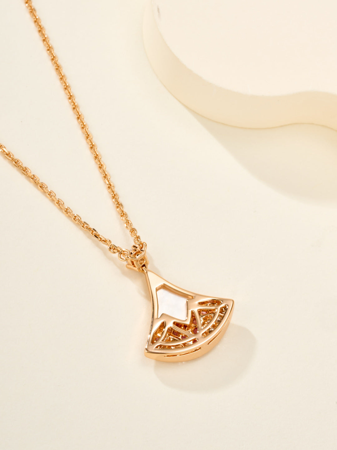 BVLGARI Divas' Dream Necklace