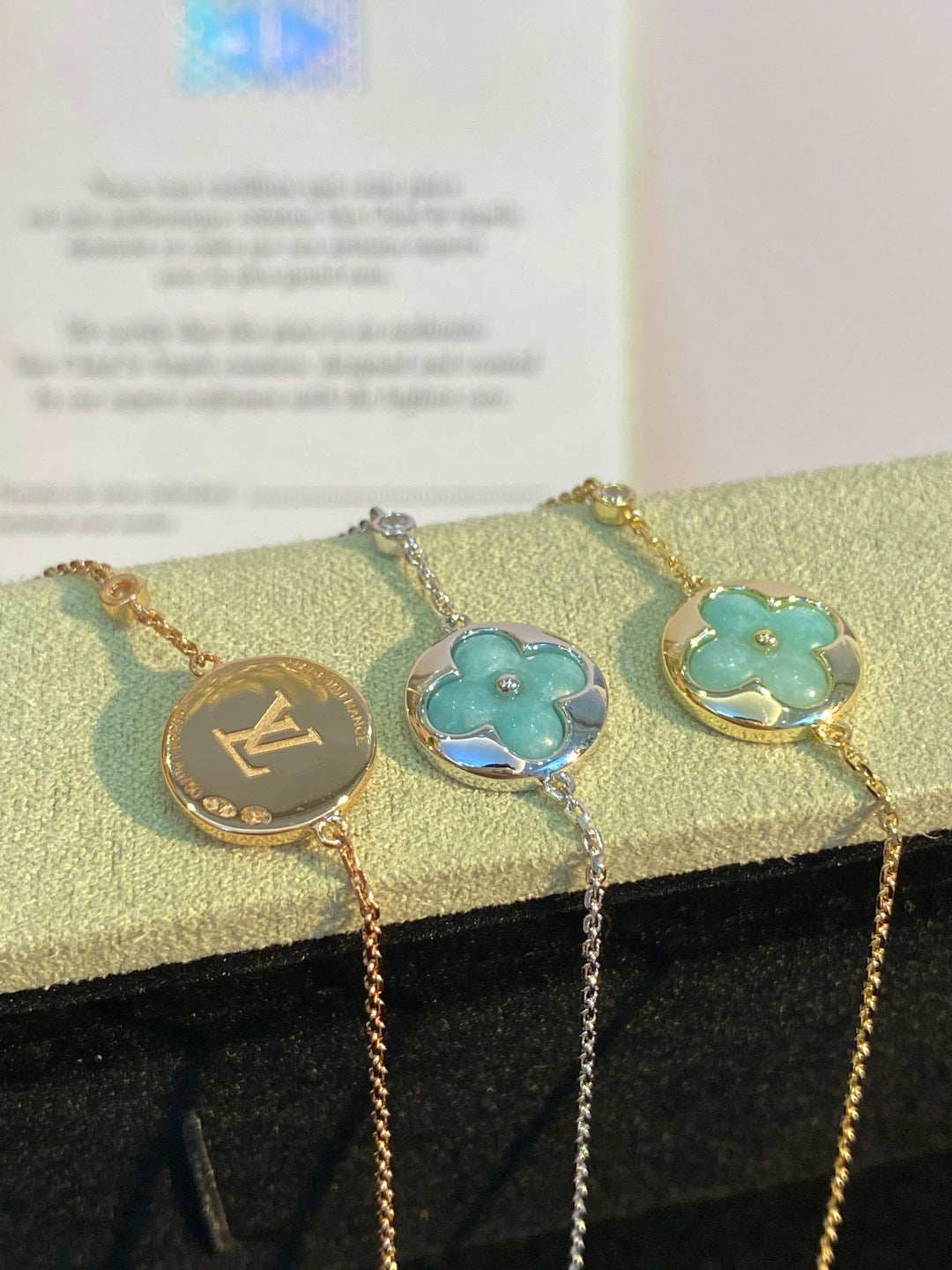 Van Cleef & Arpels Single-Motif Bracelet