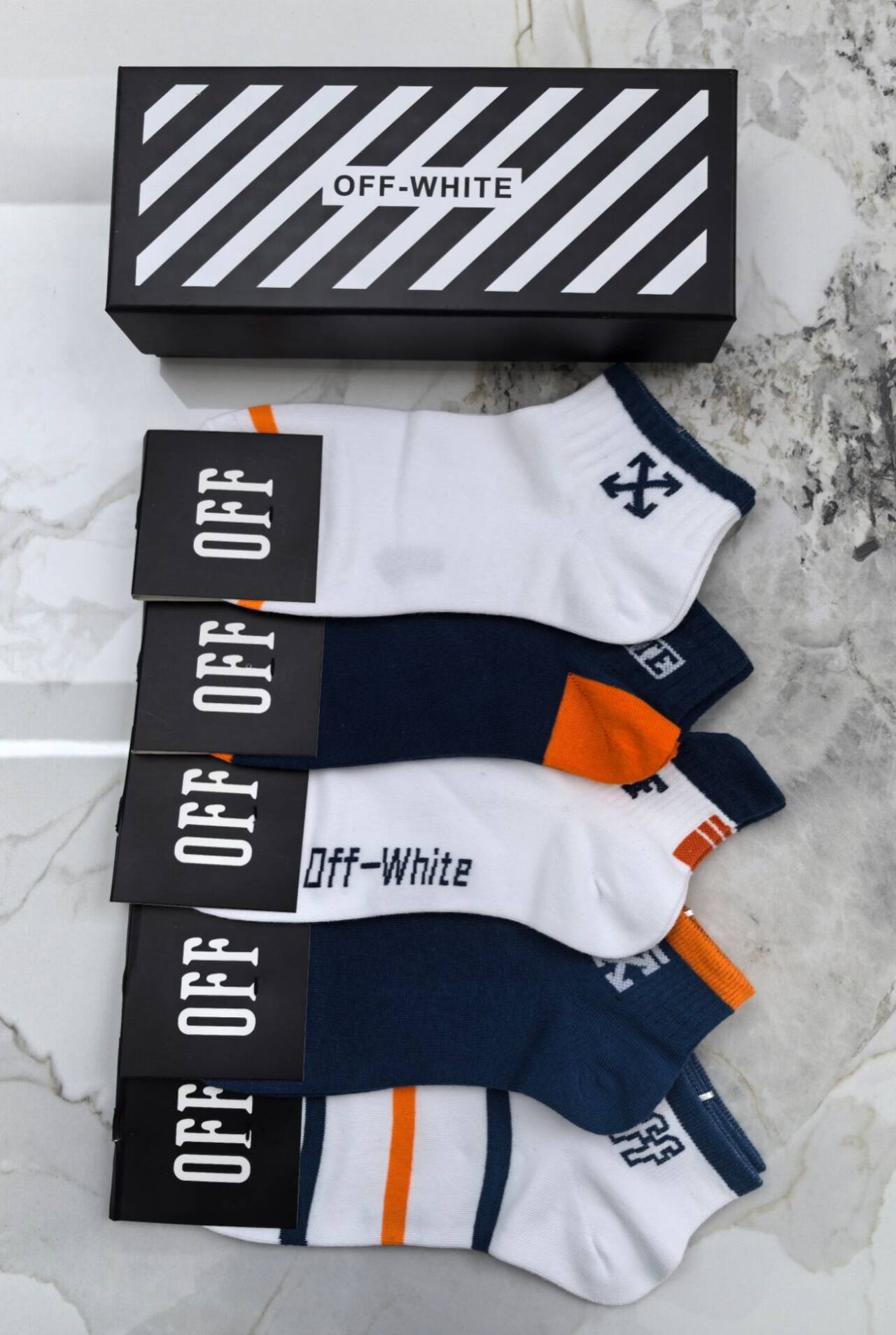 Off  Pure cotton low-cut socks