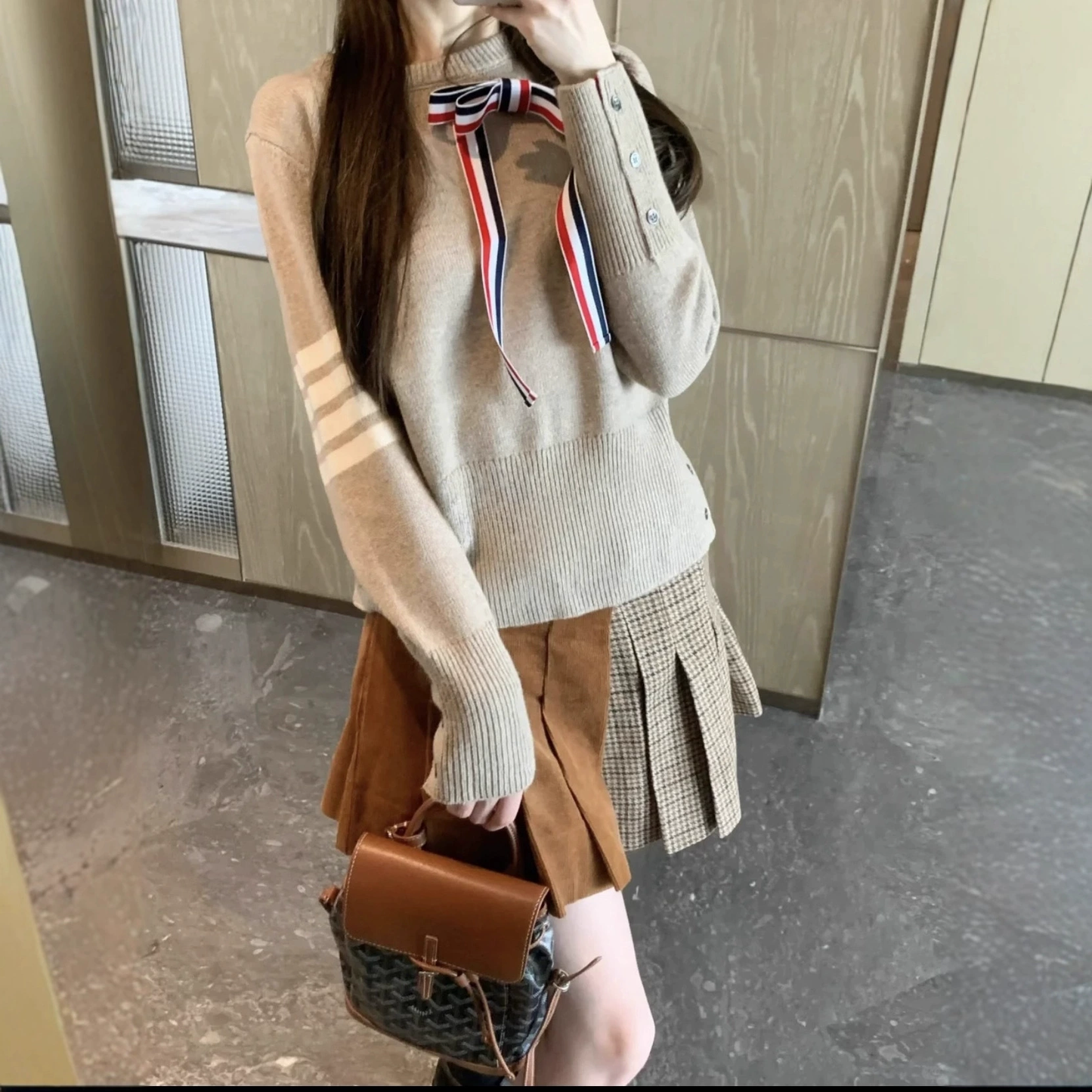2025 Bow-tie knit sweater + pleated skirt