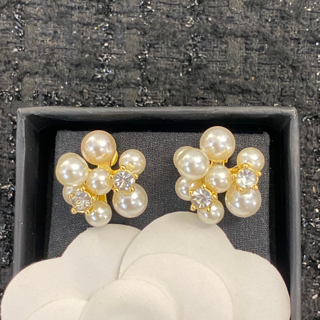 CELINE Pearl Floral Earrings