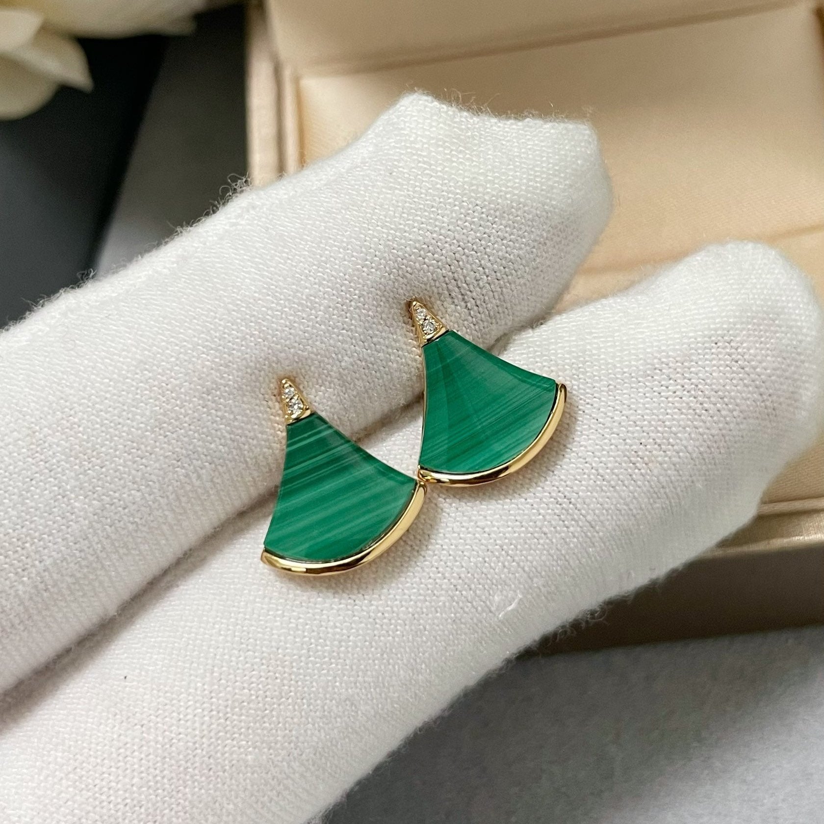 BVLGARI Divas' Dream Earrings