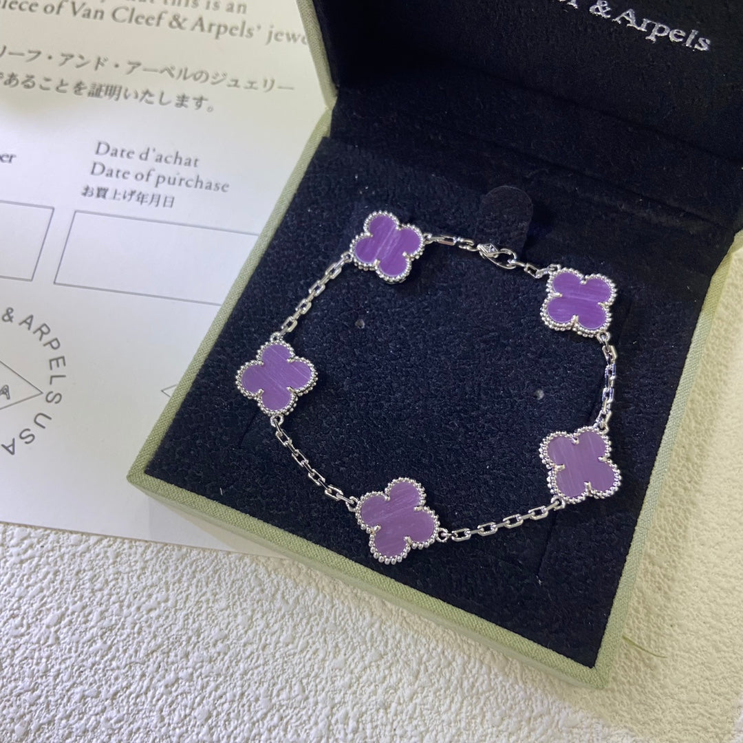 Van Cleef & Arpels Violet Bracelet