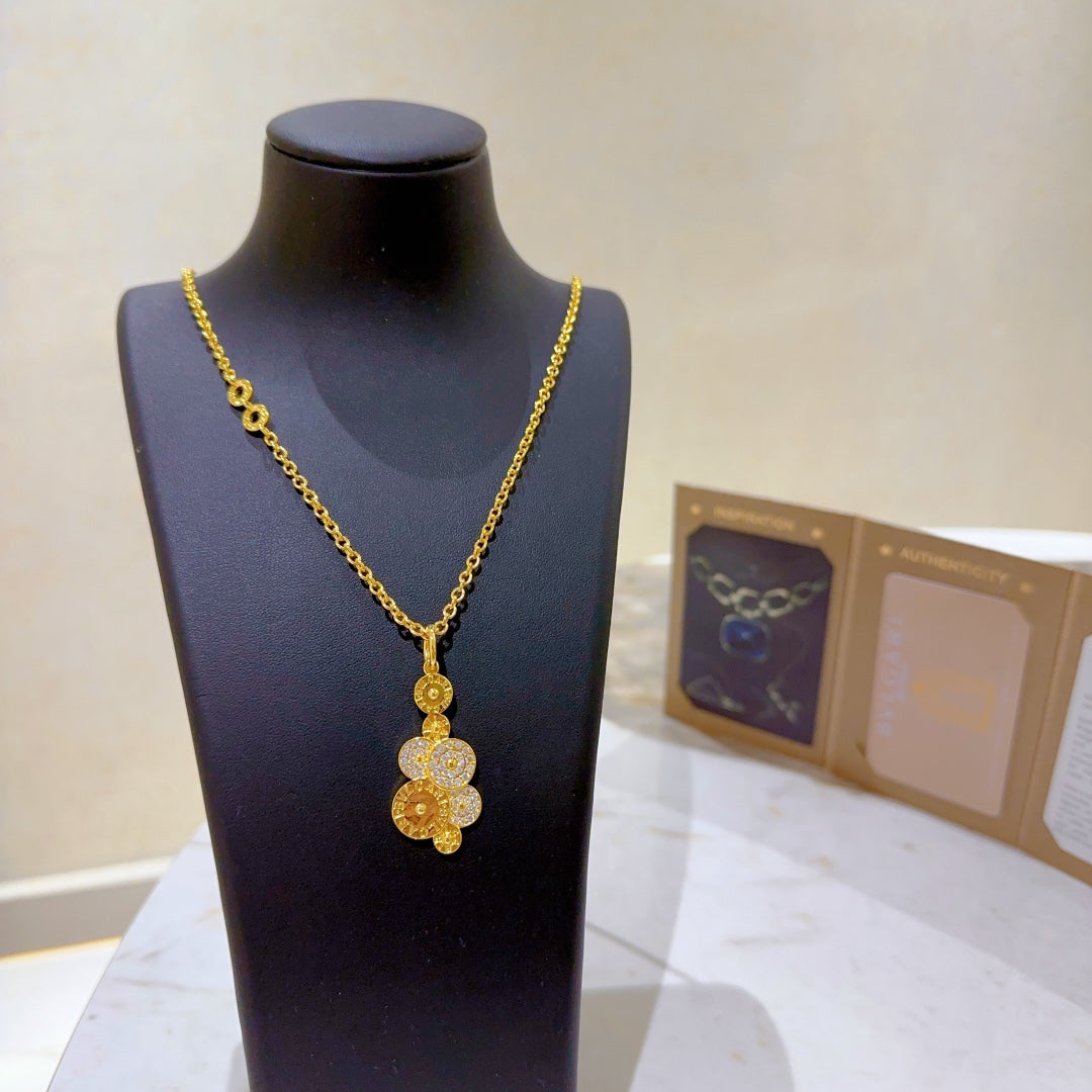 BVLGARI Serpenti Necklace