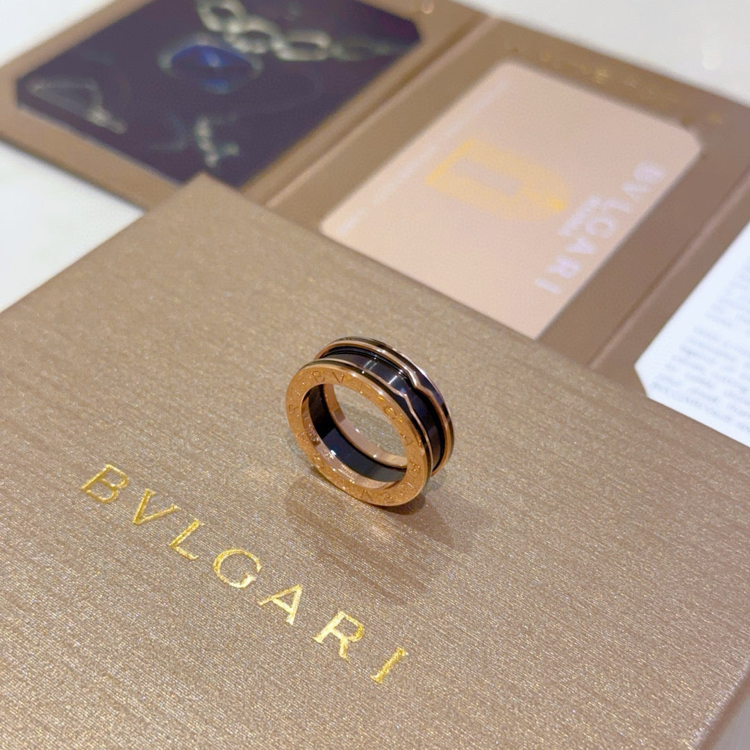 BVLGARI Enamel Ceramic Necklace